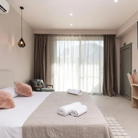 Апартаменты Bella - 450m From The Beach, By Zantewize Планос