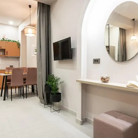 Апартаменты Bella - 450m From The Beach, By Zantewize Планос