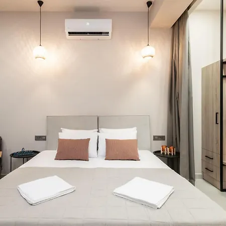 Bella - 450m From The Beach, By Zantewize *