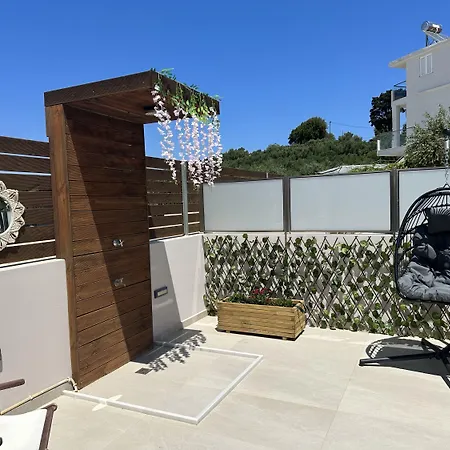 Apartment Bella - 450m From The Beach, By Zantewize *